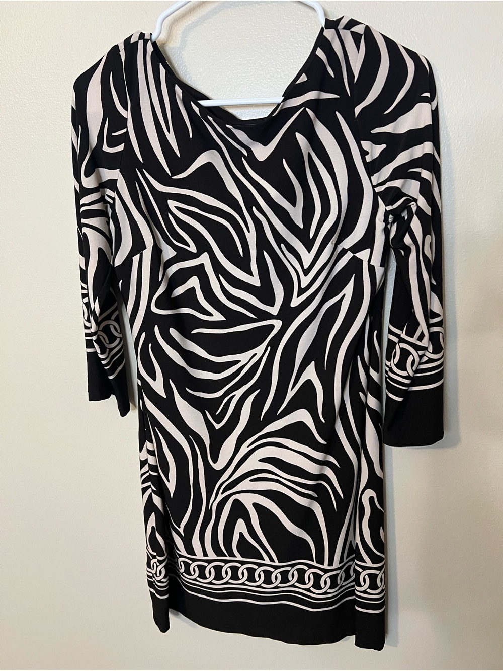 Enfocus Petite 3/4 Sleeve Dress With Abstract Zebra Print And Chain Border Hem